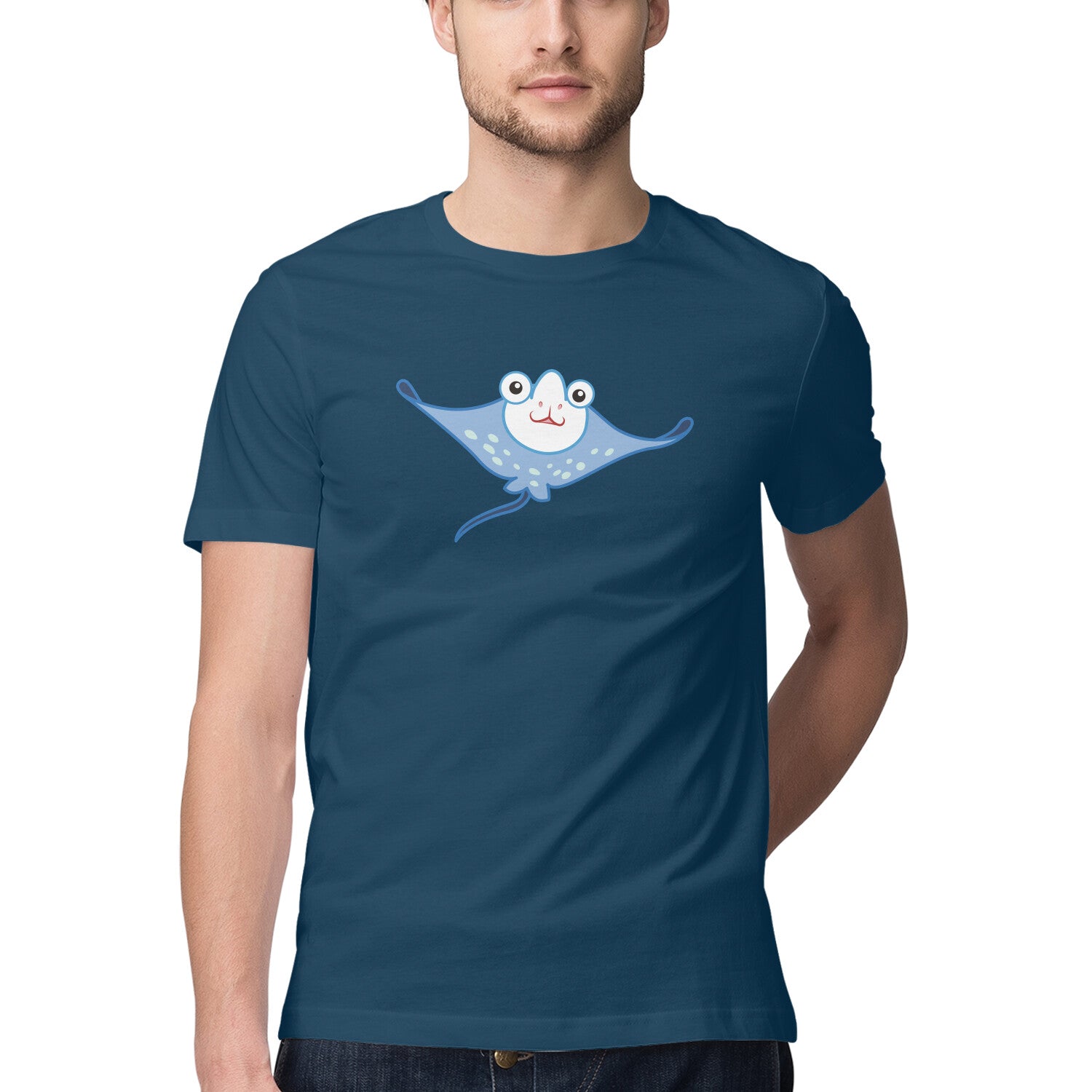 पुरुषों की एंग्लिंग टी-शर्ट | समुद्री जीव टून सीरीज| खुश मांता रे | राउंड गला | छोटी बाजू |