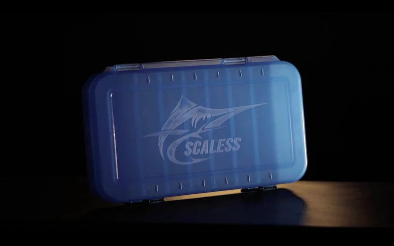 Scaless Fishing Lure Box | Tackle Box | 16 Lure Compartment + 6 Hook Boxes - fishermanshubBlue